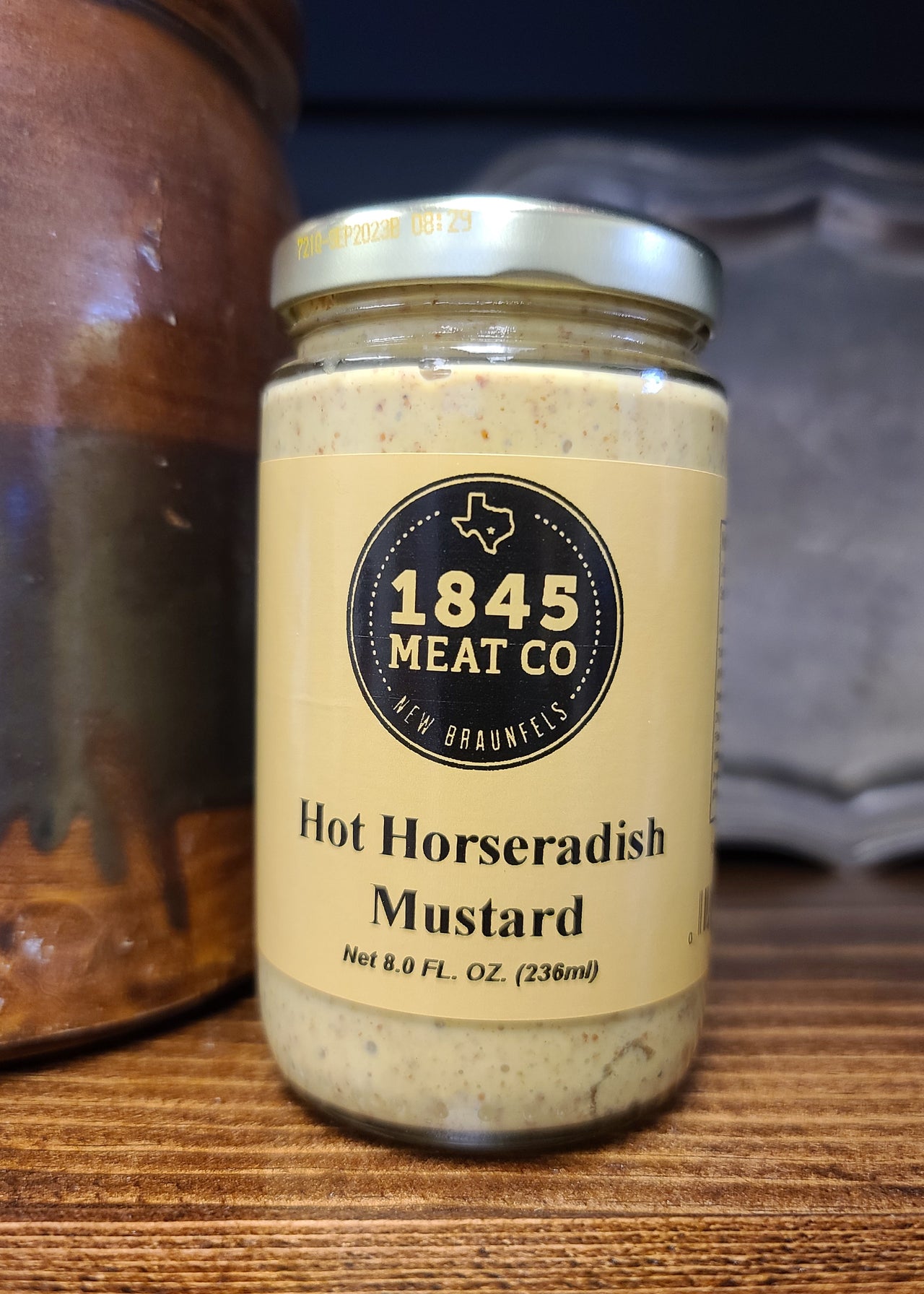 ﻿This mustard has just the right amount of horseradish to give this mustard that added bit of kick.